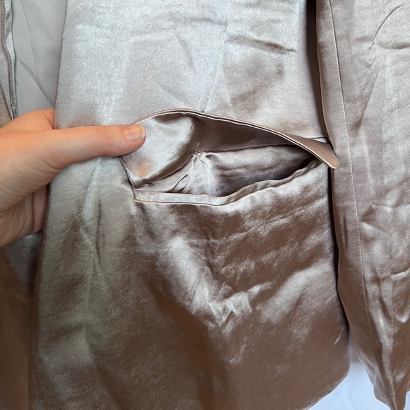Lulu's Taupe Satin Oversized Blazer - NWT, very oversized - Picture 5 of 7
